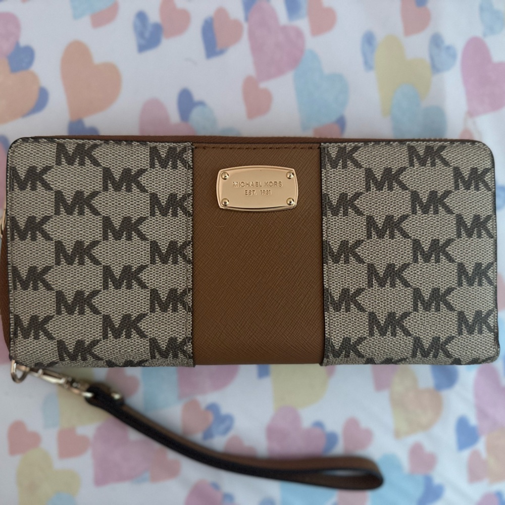 Michael Kors Brown and Beige Wallet/Wristlet